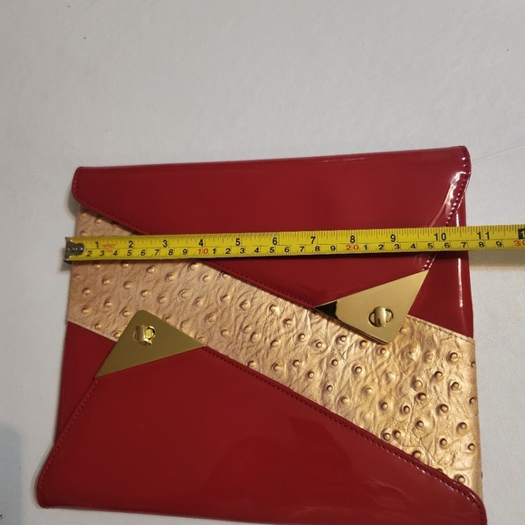 Sophisticated Modern Red and Gold Clutch/ IPAD Case with Metallic Accents EUC - Picture 11 of 15